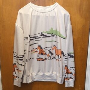 Elegant Cream Horse Graphic Sweatshirt